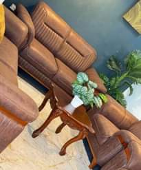 A picture of Sofa set