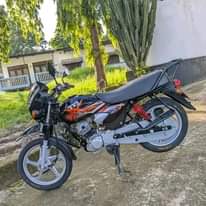 A picture of TV S 150 TSH 850 000 NIPIGIE 0778190178