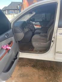 A picture of Toyota sienna 05