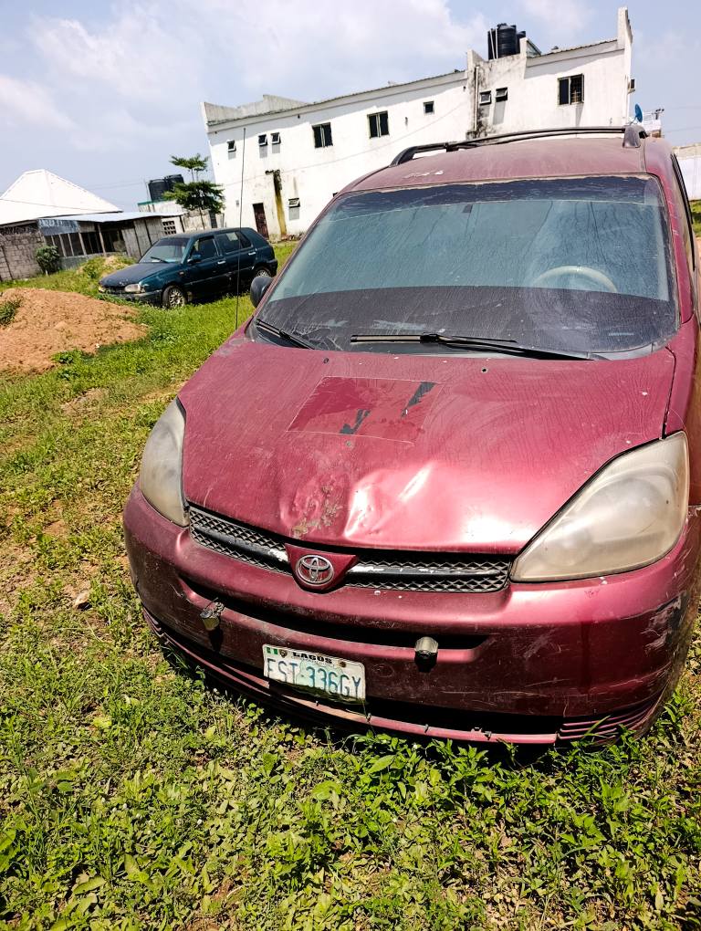 A picture of Distress first body Sienna call 08021406874