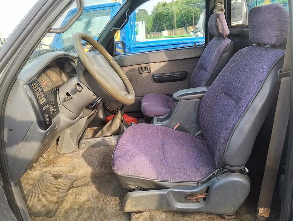 A picture of TOYOTA TACOMA 1998 MODEL WITH COMPLETE ORIGINAL PAPERS ENGINE AND