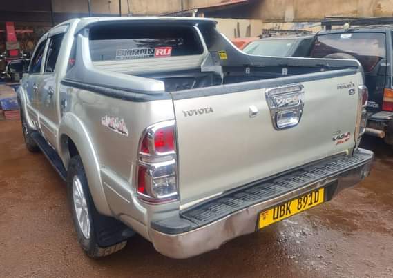 A picture of Buy and Drive Hilux Vigo 2012 2.5cc Diesel Engine For