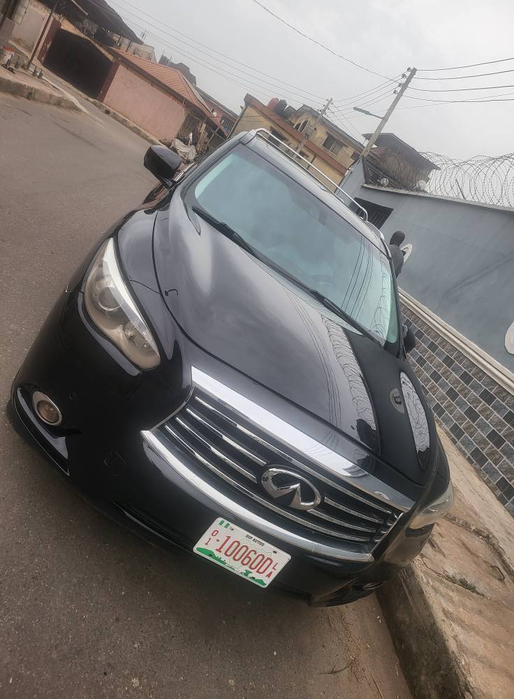 A picture of Infinit qx60 014 tokunbo