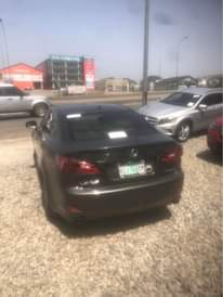 A picture of Lexus is250