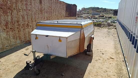 Caravan /.