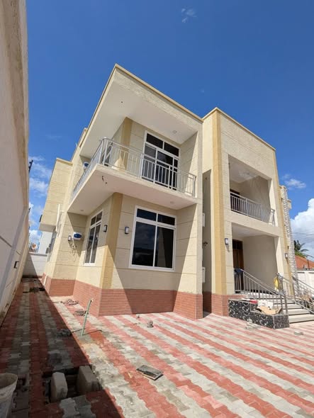 A picture of Mansion for rent