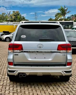 A picture of LANDCRUISER V8 2018 PETROL ENGINE