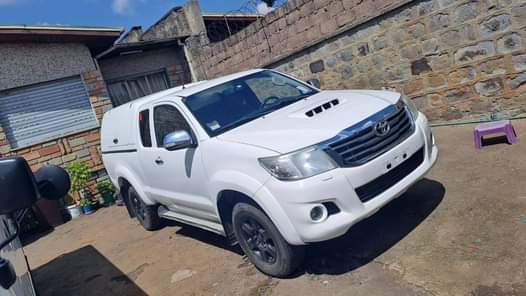 used toyota hilux