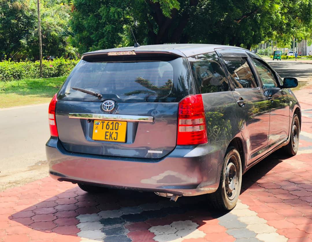 A picture of TOYOTA WISH