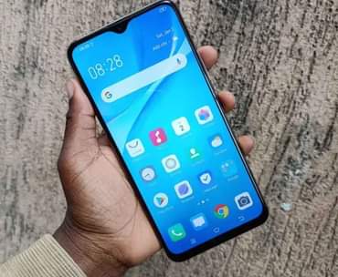A picture of vivo Y19 Available now. Haijatumika mda mrefu wala haina tatizo