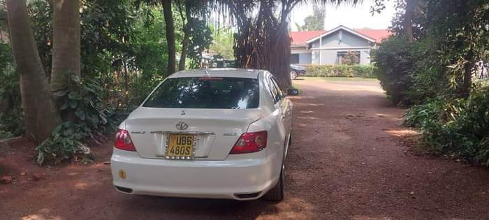 A picture of Toyota markx 18m