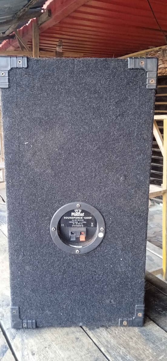 A picture of Magnat single speaker Ikorodu sabo market 09029186012