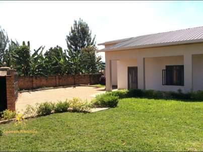 self compound houses