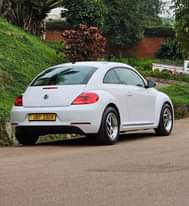 A picture of 0758125690 2016 model