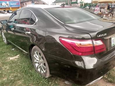 A picture of Lexus LS 460L Sound Direct Belgium grade Everything working Port