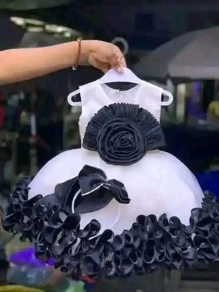 A picture of KIDS DRESSES