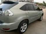 A picture of LEXUS RX330 2005 model very sharp car perfect engine perfect