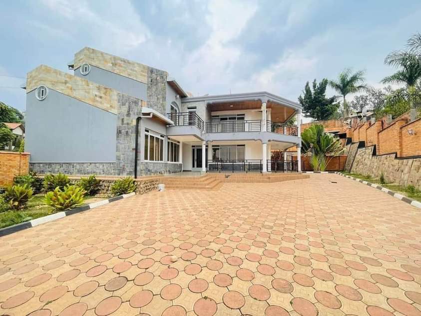 kagugu accommodation