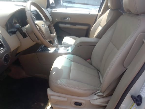 A picture of 2008 Ford Edge