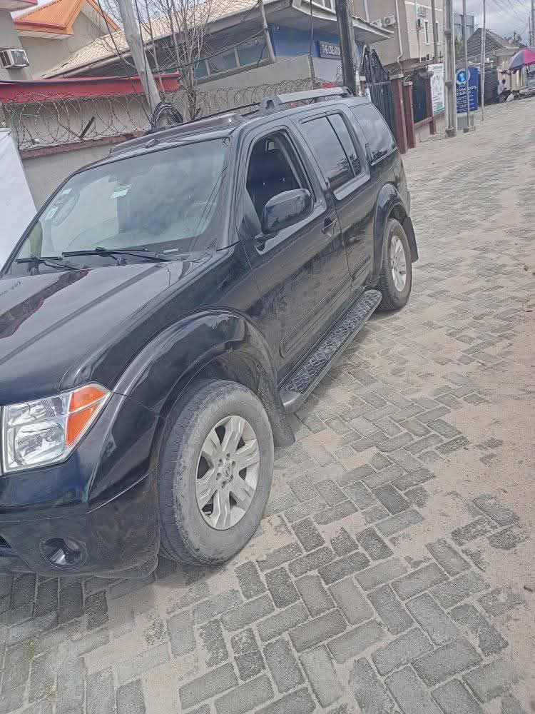 A picture of 2007 Nissan Pathfinder