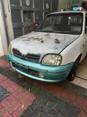 used nissan march
