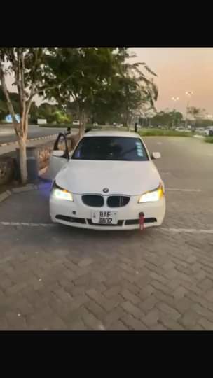 bmw 525i