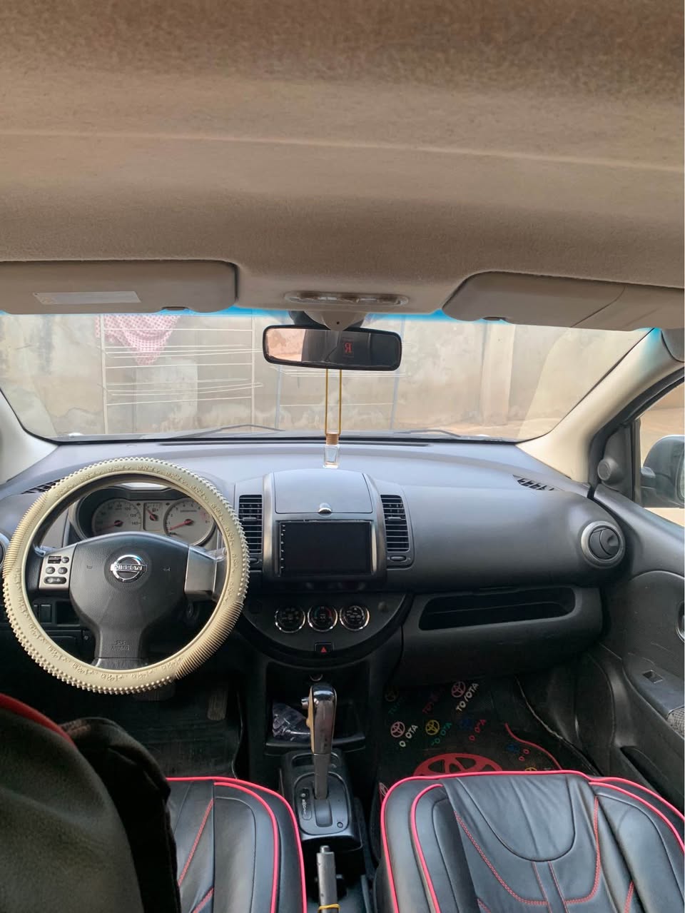 A picture of CLEAN NISSAN NOTE 2008
