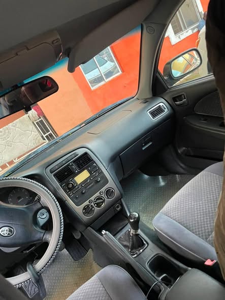 A picture of 2008 Toyota avensis