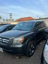 A picture of Awoof deal Clean 2007 honda pilot Comes with factory fitted