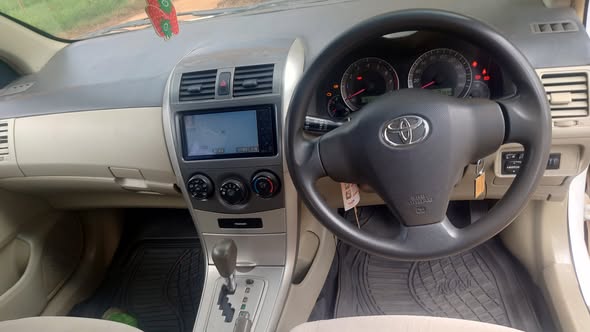 A picture of 2001 Toyota premio