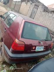 A picture of Pure firstbody pan Golf 3 untouched Engine and gear automatic