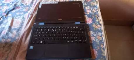 A picture of Acer Aspire R11