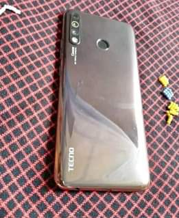 tecno camon
