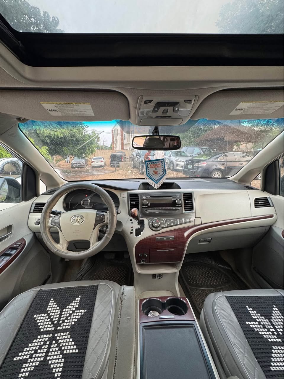 A picture of Clean Used 2013 Toyota Sienna Available And Going for 10.5M