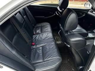 A picture of TOYOTA CROWN ATHLETE