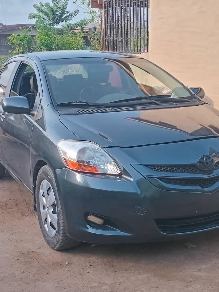 A picture of Toyota Yaris 2007