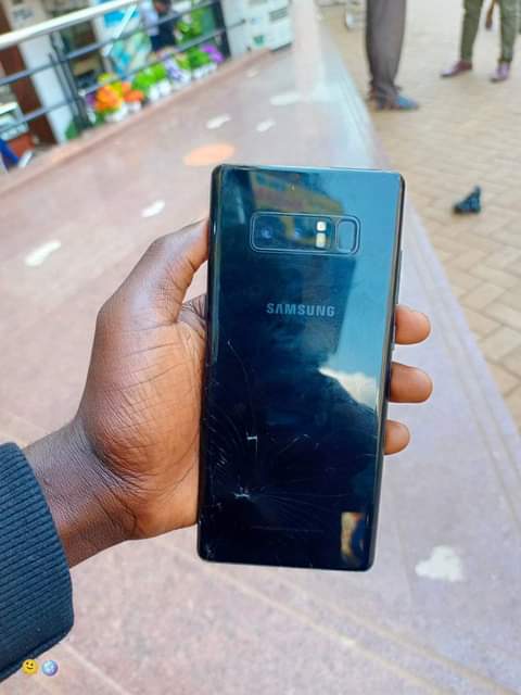 A picture of Note 8