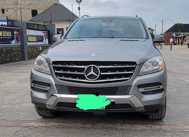 A picture of 2015 model ML 350