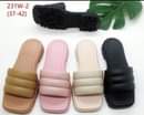 A picture of Beautiful jelly slippers