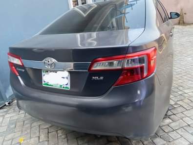 A picture of DIRECT BELGIUM 2014 CAMRY FULL OPTION COLOR ASHE FIRST BODY
