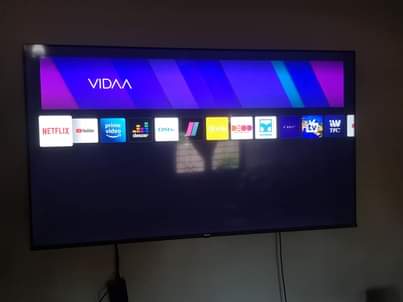 A picture of Hisense inch 65 4k Tsh 1 300 000