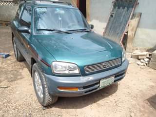 A picture of Toyota Rave 4 coupe