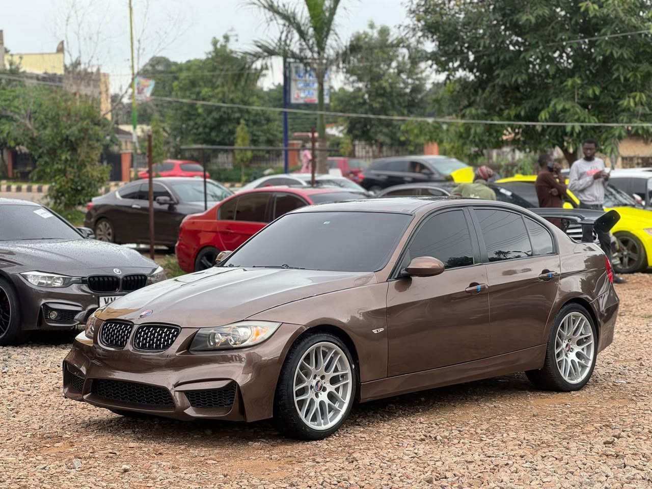 A picture of Extremely Clean BMW E90 Original Duty Automatic Transmission Very sound