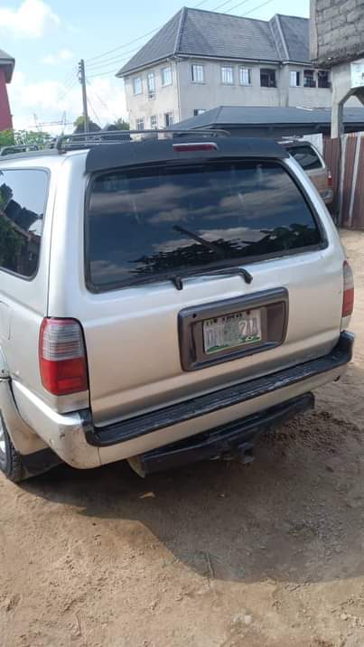 A picture of 200 model 4 runner with Belgium Engine Smooth Gear transmission