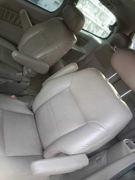 A picture of 2002 sienna