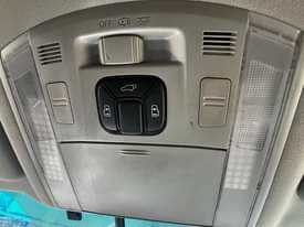 A picture of Toyota vellfire