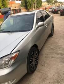 A picture of Clean XLE Camry 2 4