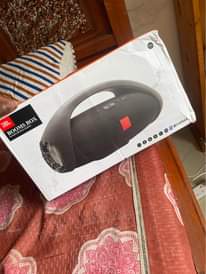 A picture of JBL BOOMS BOX copy 