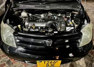 A picture of TOYOTA IST