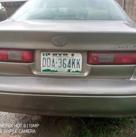 A picture of 2000 Toyota Camry 08069525376